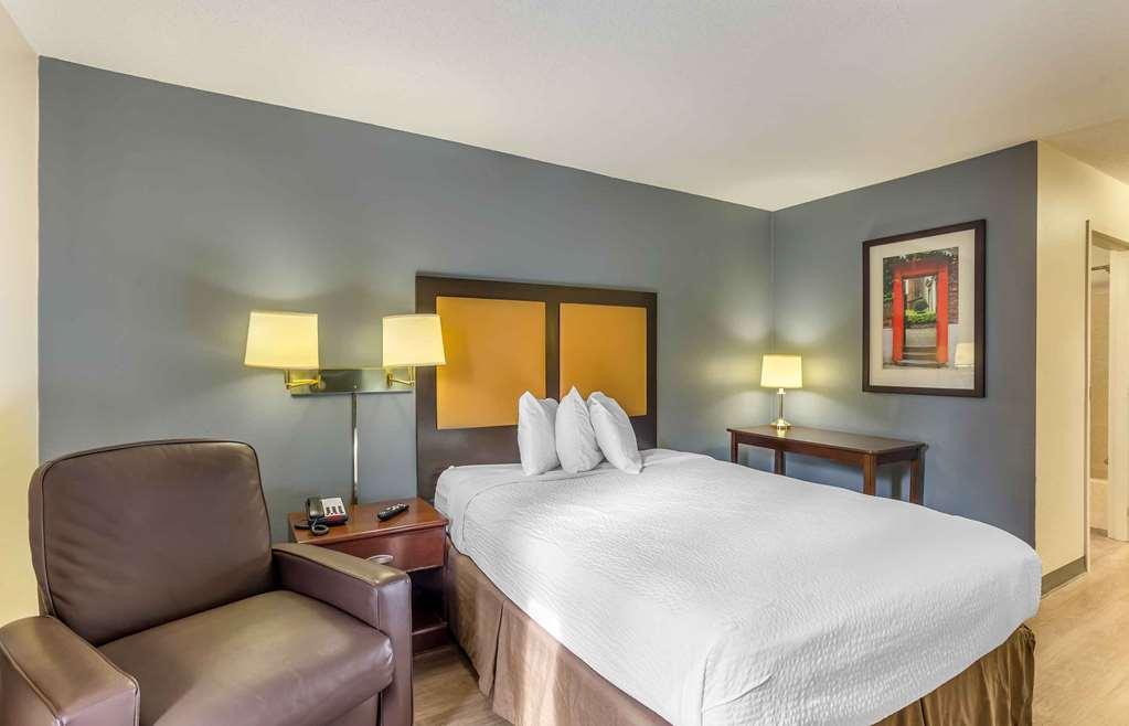 Extended Stay America Select Suites - Philadelphia - Malvern - Great Valley Room photo